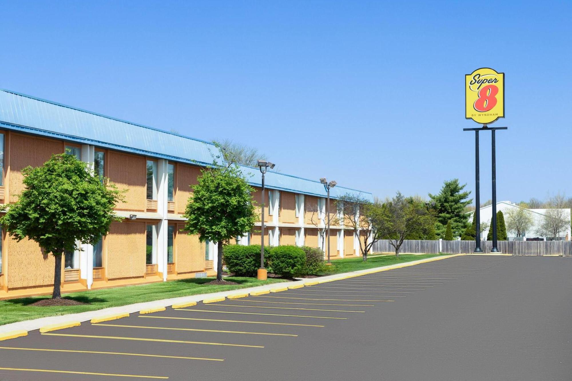 Hotel Super 8 By Wyndham Columbus Exterior foto