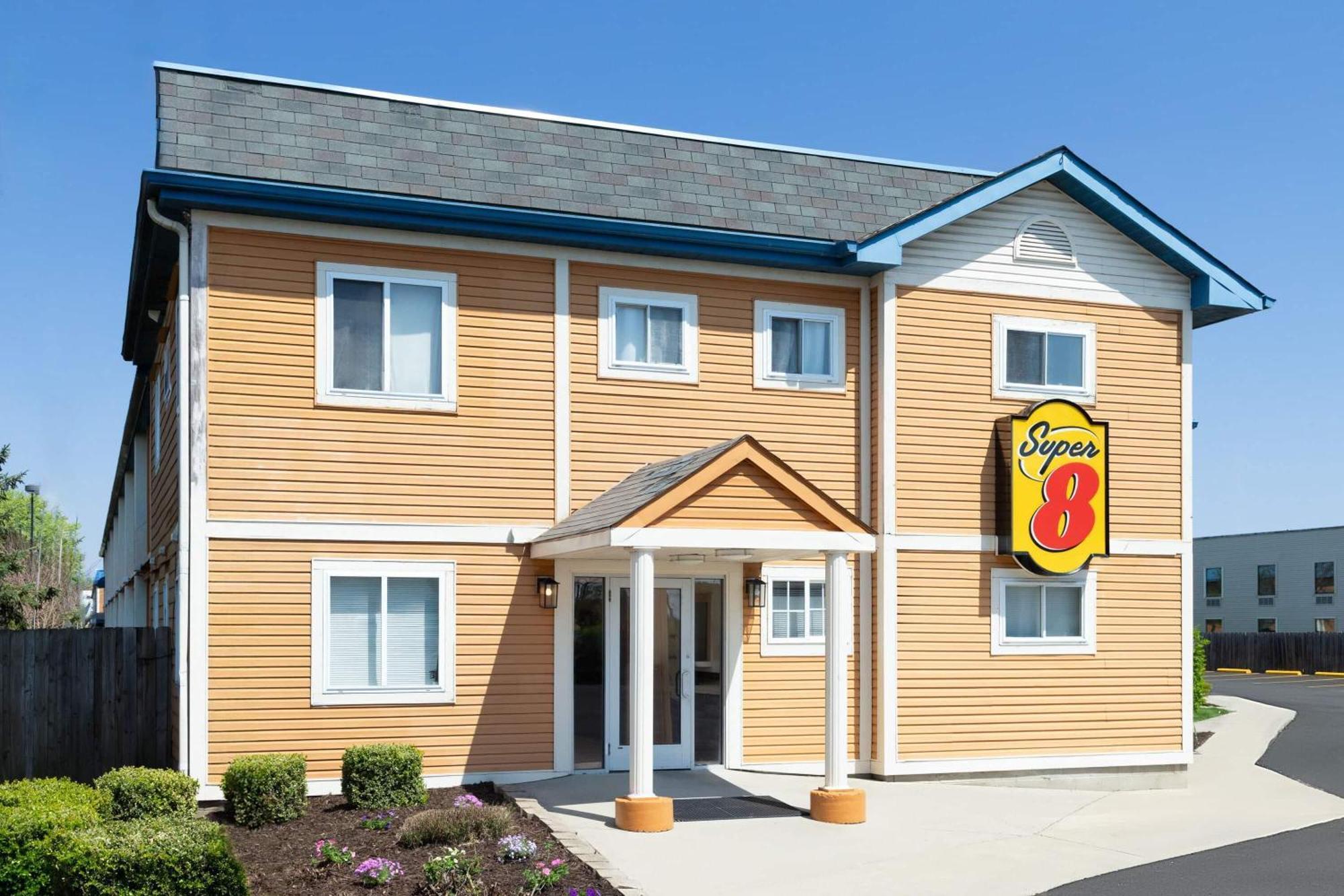 Hotel Super 8 By Wyndham Columbus Exterior foto